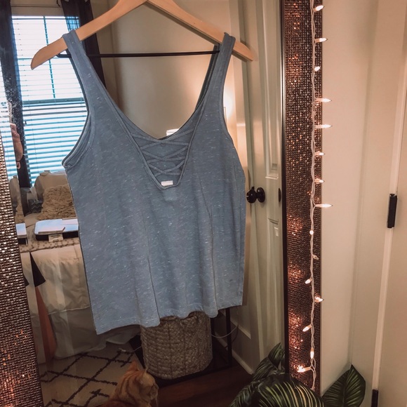 Victoria’s Secret Blue Athletic Cross Back Tank Sm - Picture 2 of 3